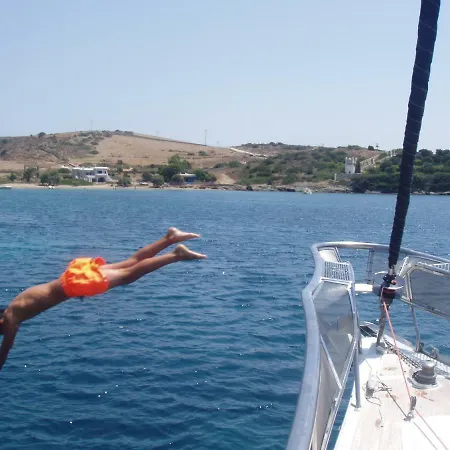 Botel Y/s Sofia Star 1 *