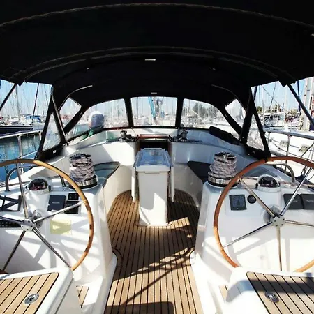 Y/s Sofia Star 1 Botel *