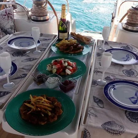 Y/s Sofia Star 1 Botel Naxos City